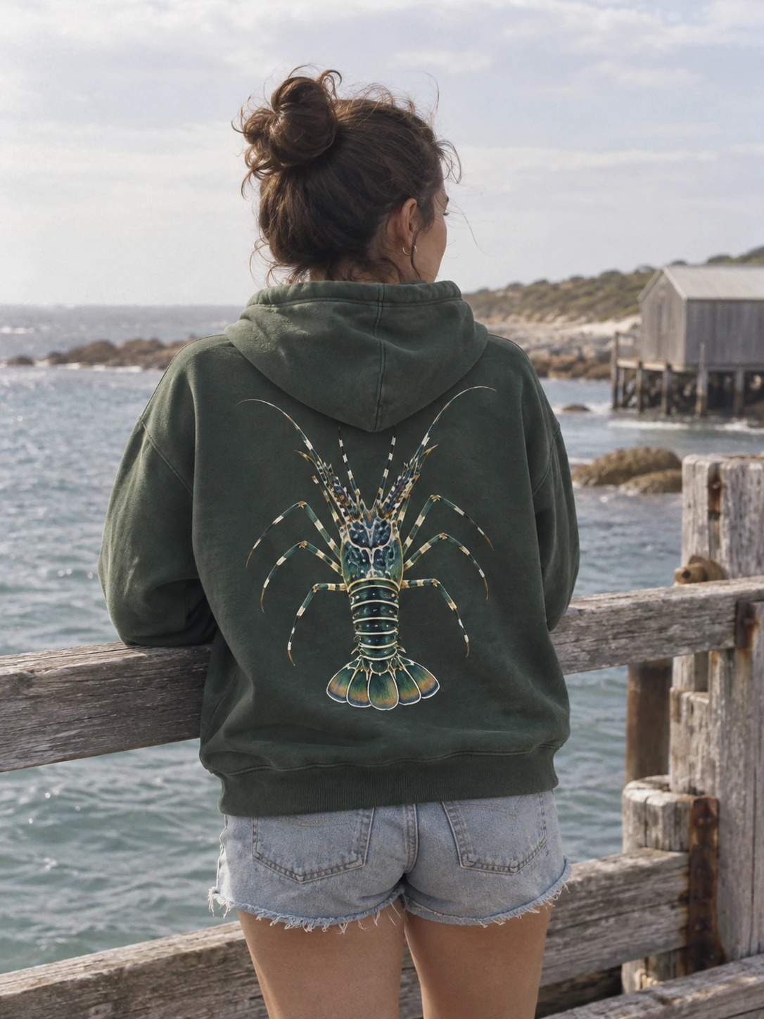 Porcelain lobster Bit of Warmth hoodie in Forest green