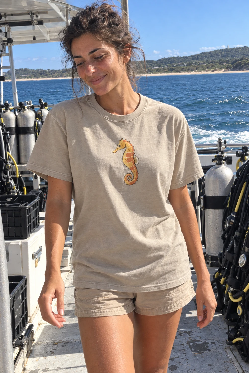 Longsnout seahorse Little Shoal t-shirt in Washed sand