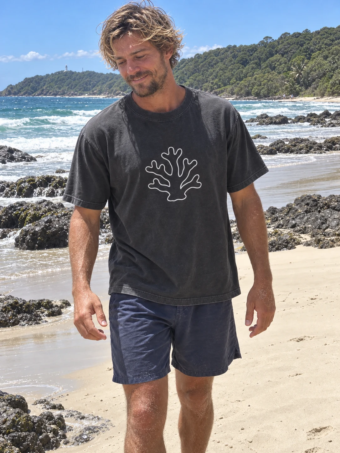 Branching coral Night Dive t-shirt in Washed black