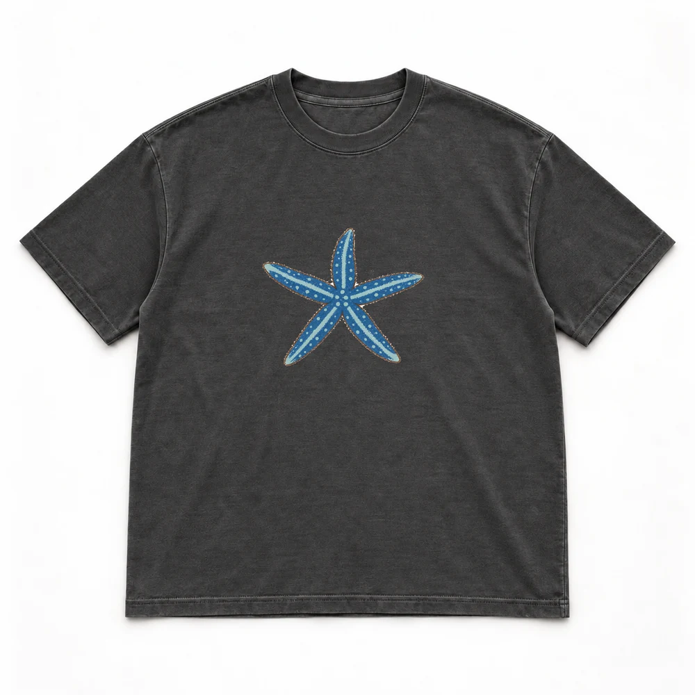 Blue sea star, Washed black tee