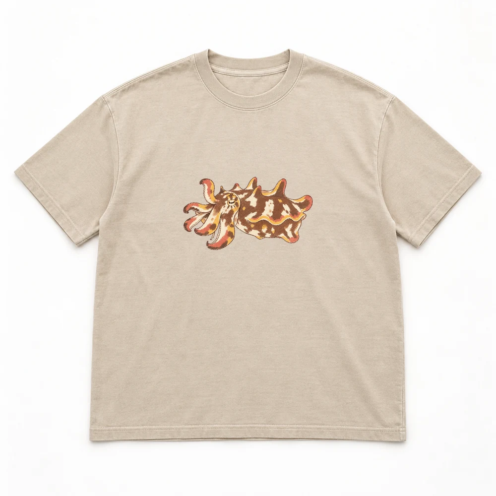 Flamboyant cuttlefish Little Shoal tee in Washed sand