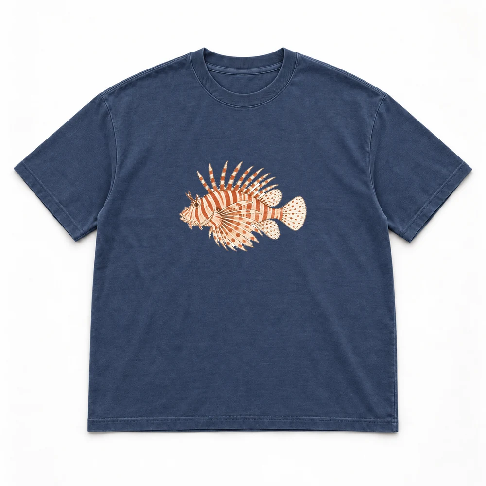 Red lionfish, Navy tee